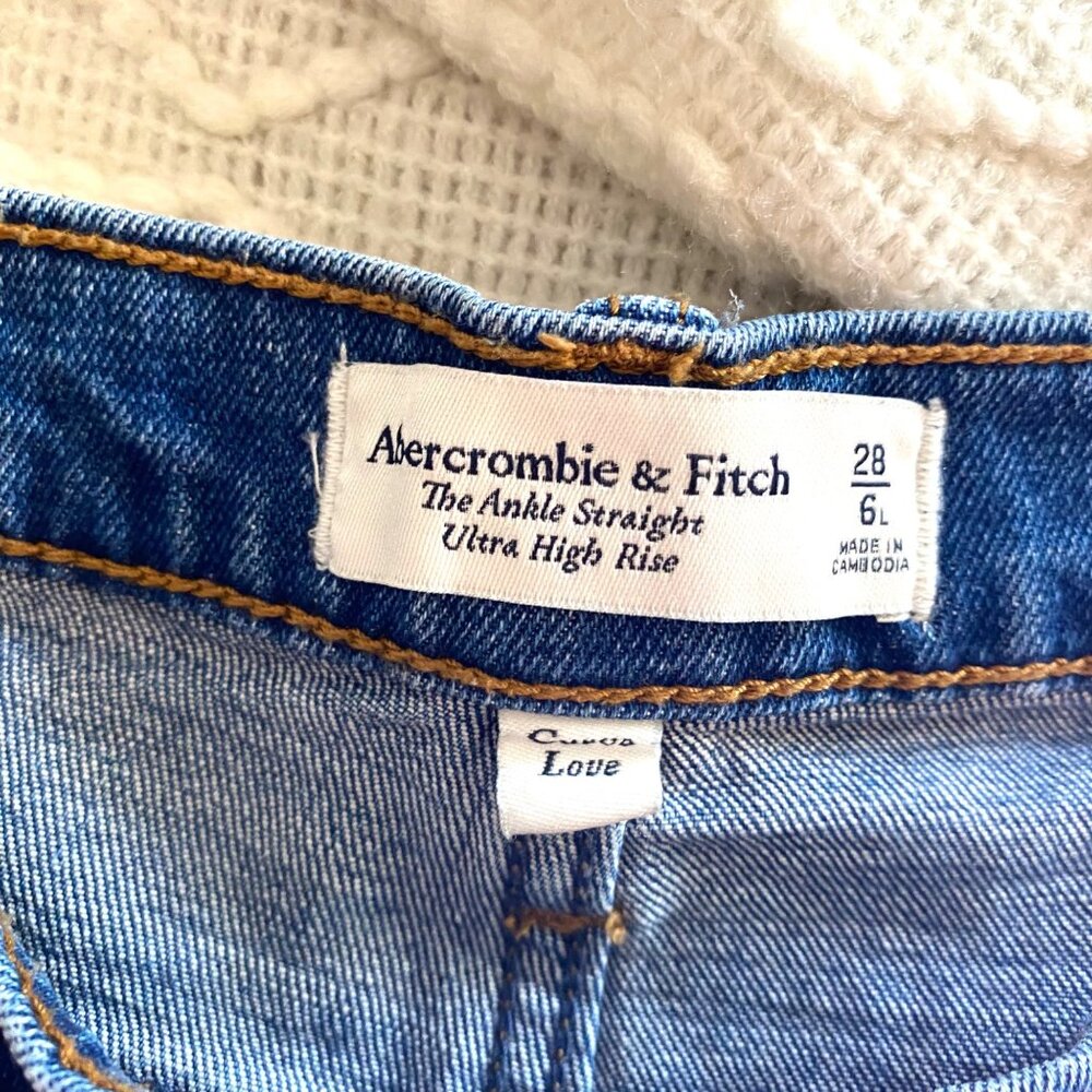 Abercrombie & Fitch The Ankle Straight Ultra High Rise Curve Love Jeans 6 LONG - Picture 9 of 11